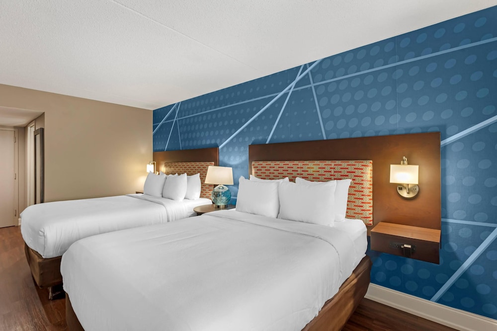 Room, 2 Queen Beds