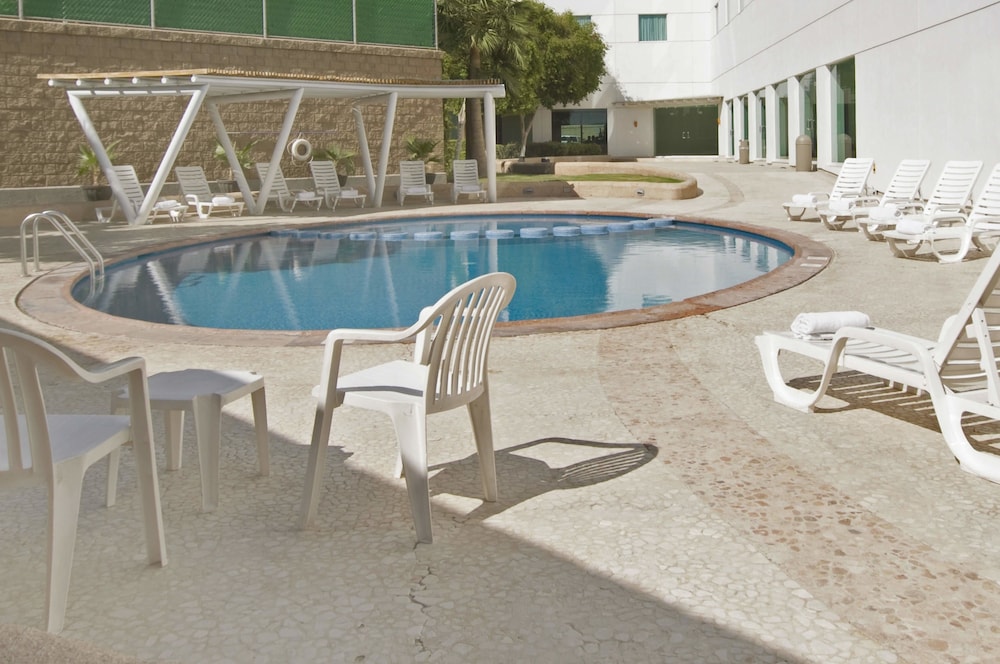 Fiesta Inn Mexicali 4/30