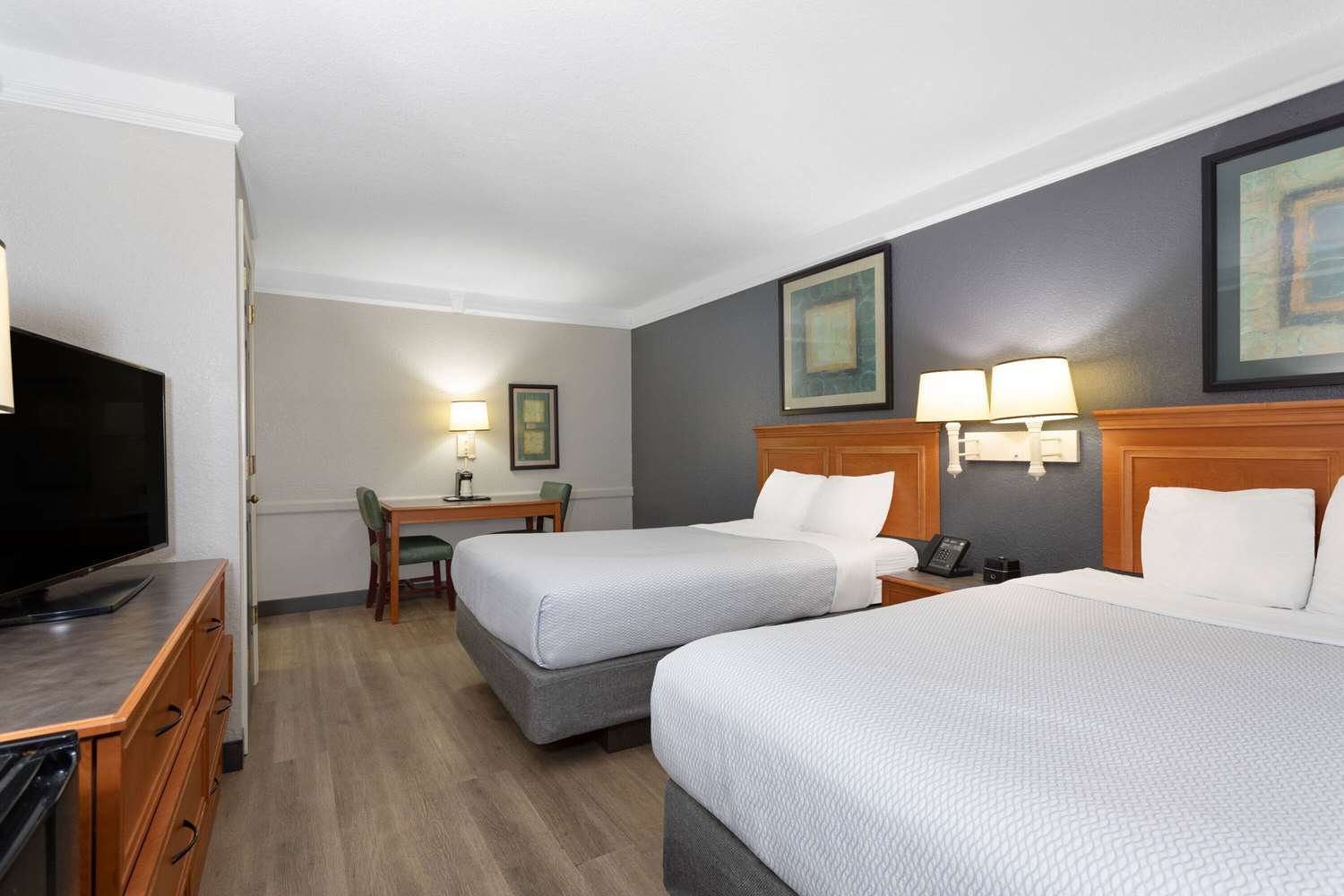 La Quinta Inn Pensacola 20/35