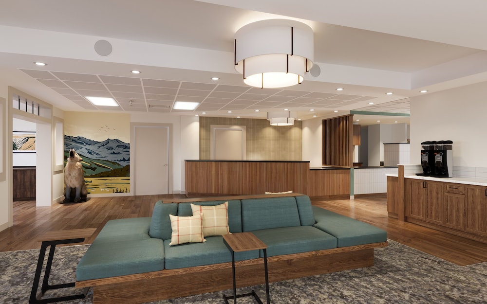 Gray Wolf Inn And Suites 50/67