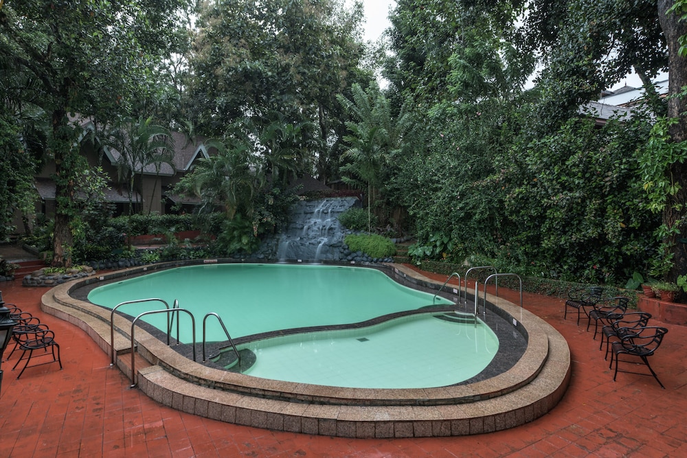 Club Mahindra Thekkady 37/50
