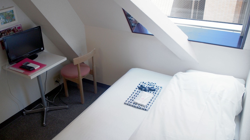 Sakura Hotel Jimbocho 62/75