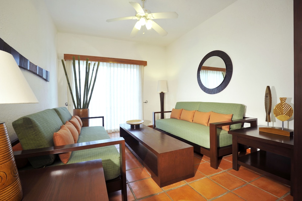 Las Palmas Condominios 15/36
