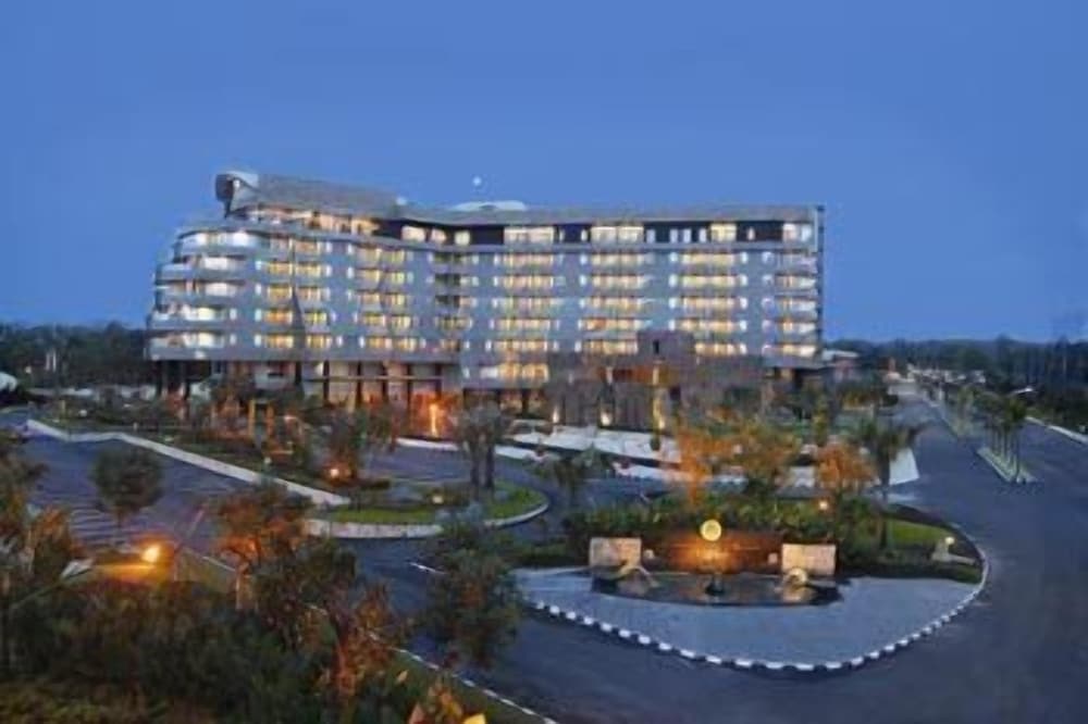 Labersa Grand Hotel And Convention Center 2/48