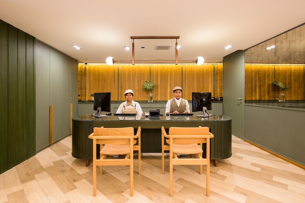 Craftsman Bangkok 47/65