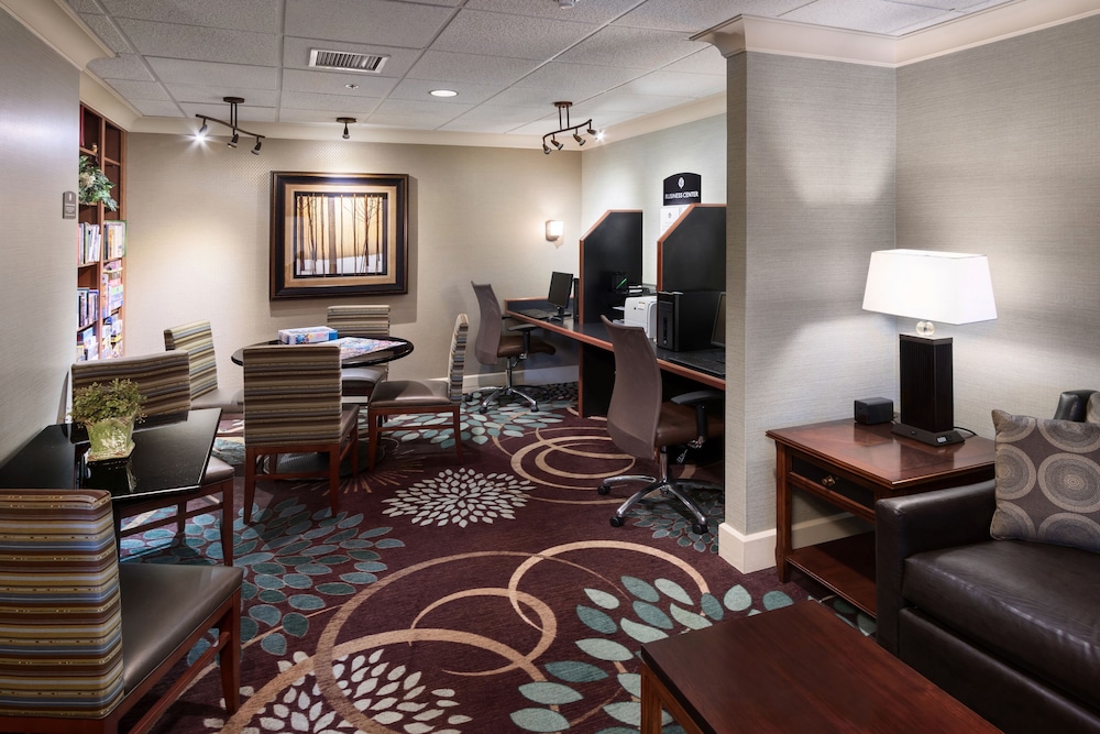 Aspen Suites - Rochester 26/37
