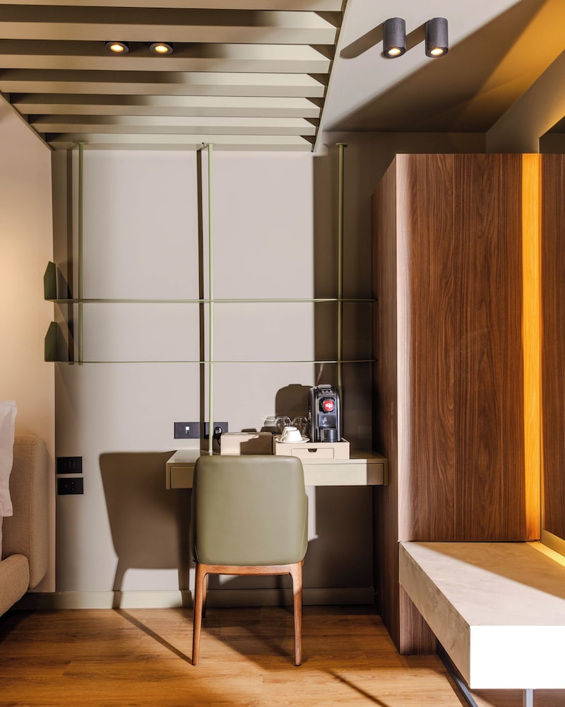 Si hotel Tirana 57/61