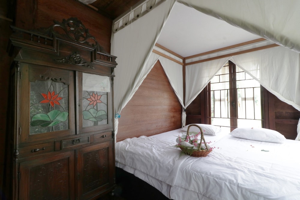 NILA HOUSE, Sharia Family Home Stay by ZUZU 48/73