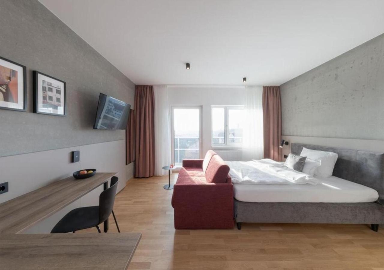 3 Bedrooms, Apartment, Xxl