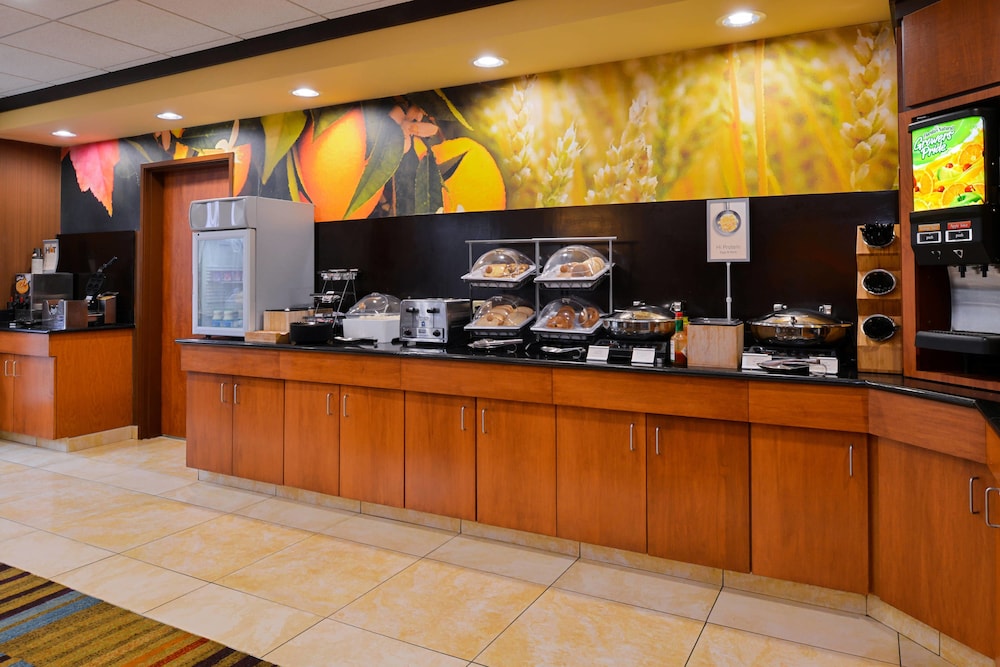Fairfield Inn Suites Fort Wayne 30/30