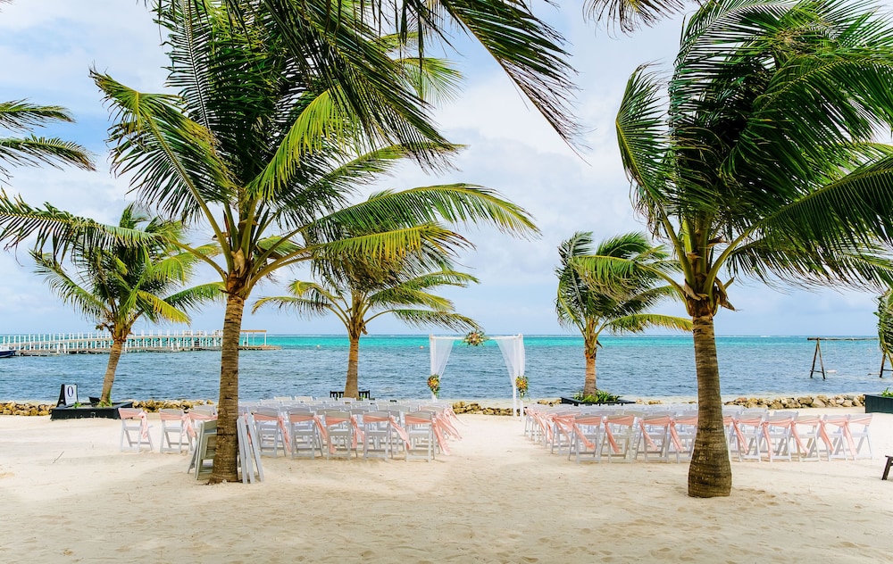 Las Terrazas Resort And Residences 75/77