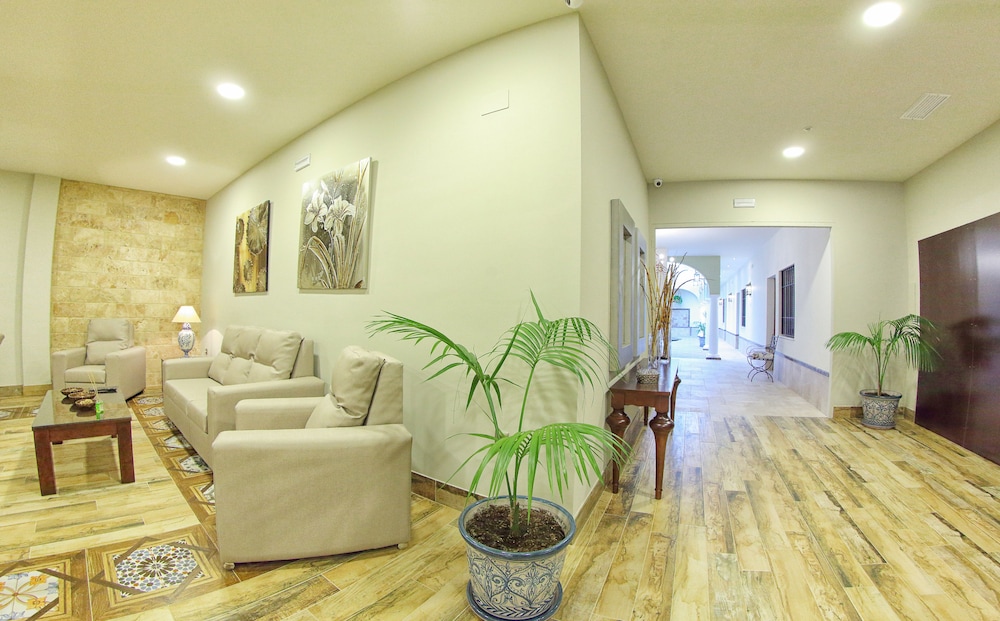 HOSTAL GARLU 26/41