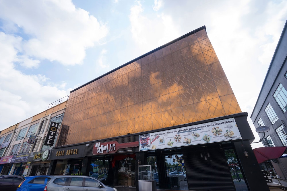 Artz Hotel Johor Bahru 2/20