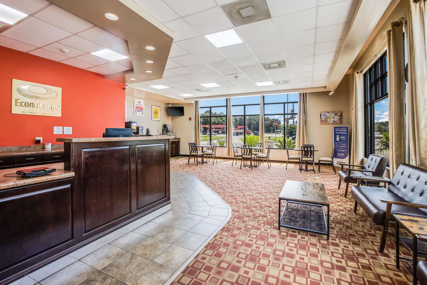 Econo Lodge Garden City - Savannah 3/10