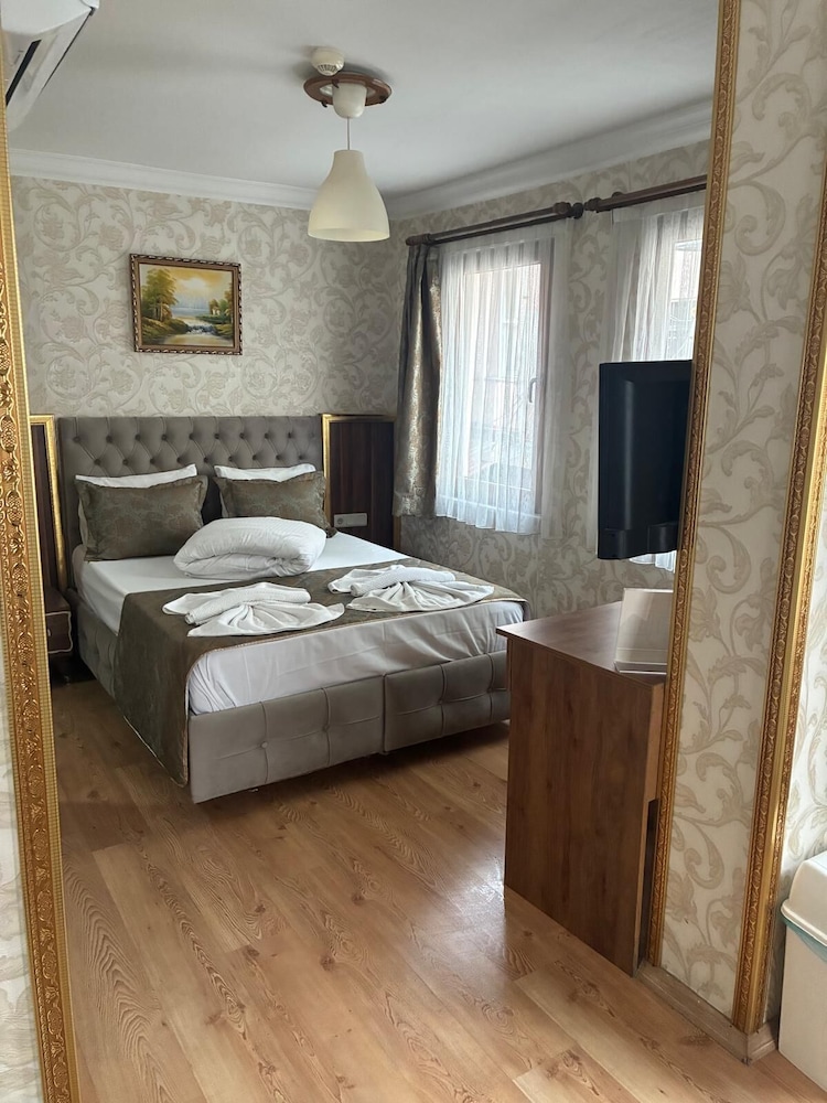 Angel's Garden Hotel 19/69