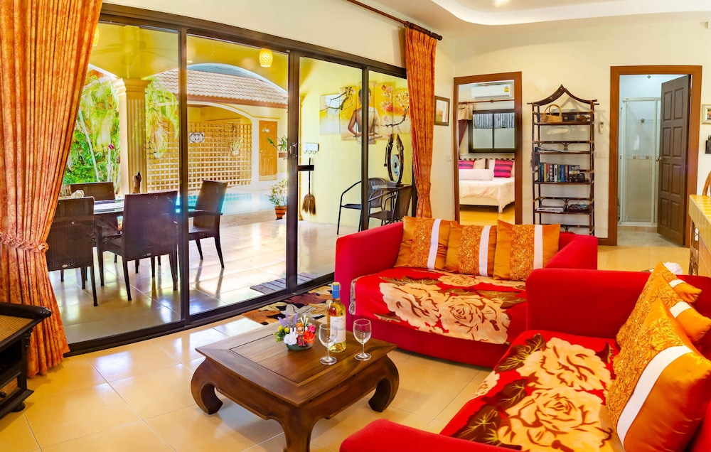 Coconut Paradise Villas 21/50