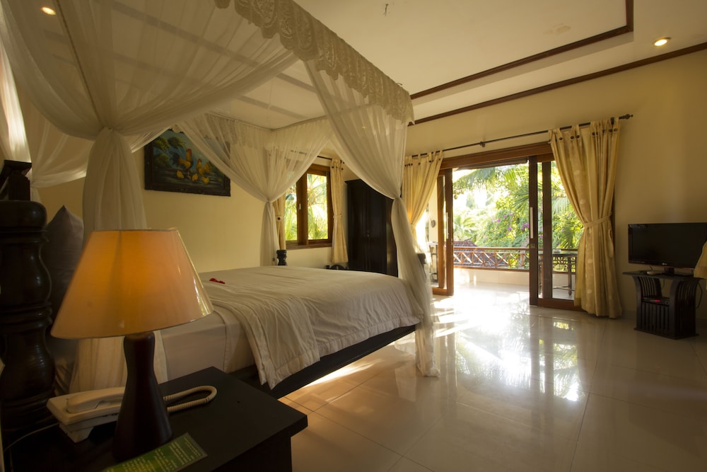 Arya Amed Beach Resort 48/69