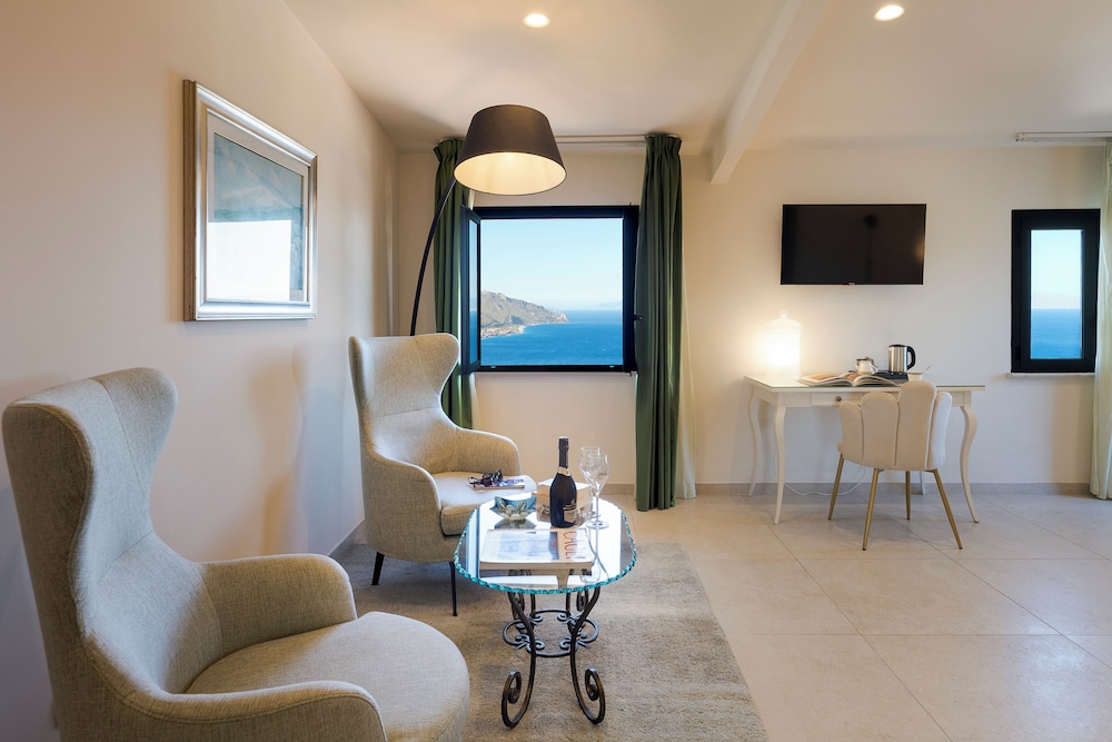 Hotel La Pensione Svizzera 54/79