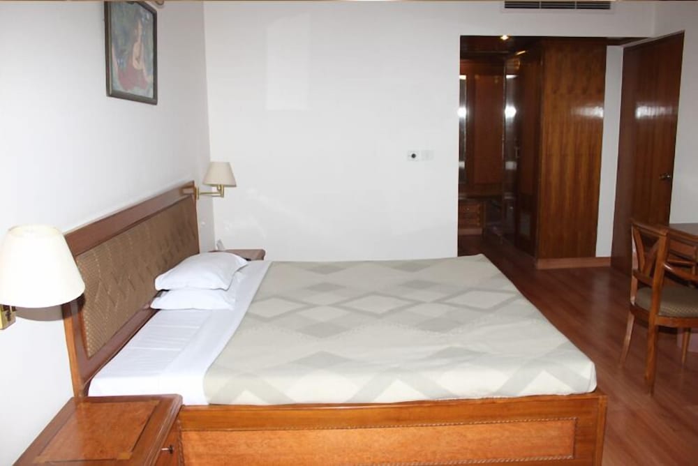 Vaibhav Hotel 25/46