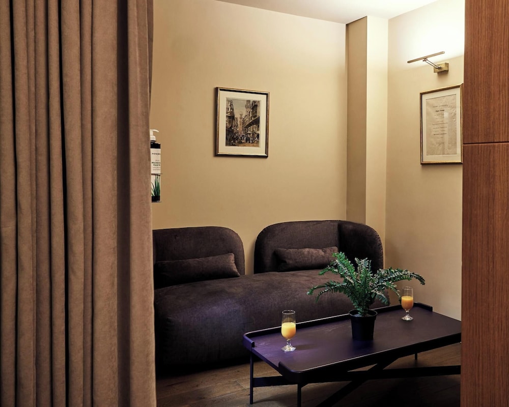 Athens 1890 Boutique Hotel & Spa 38/49
