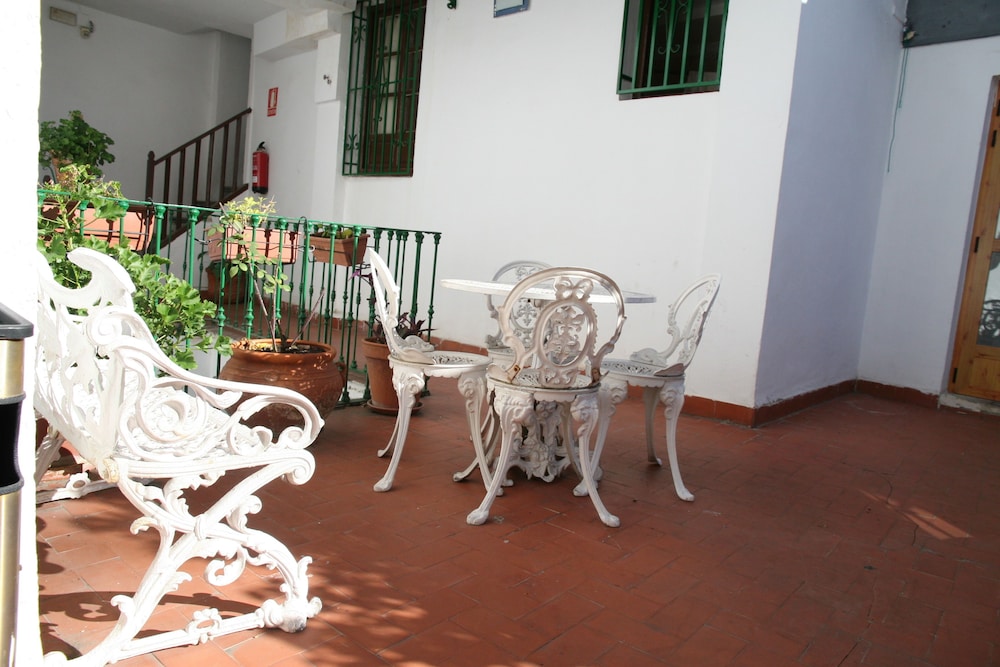 Pension San Joaquin 25/28