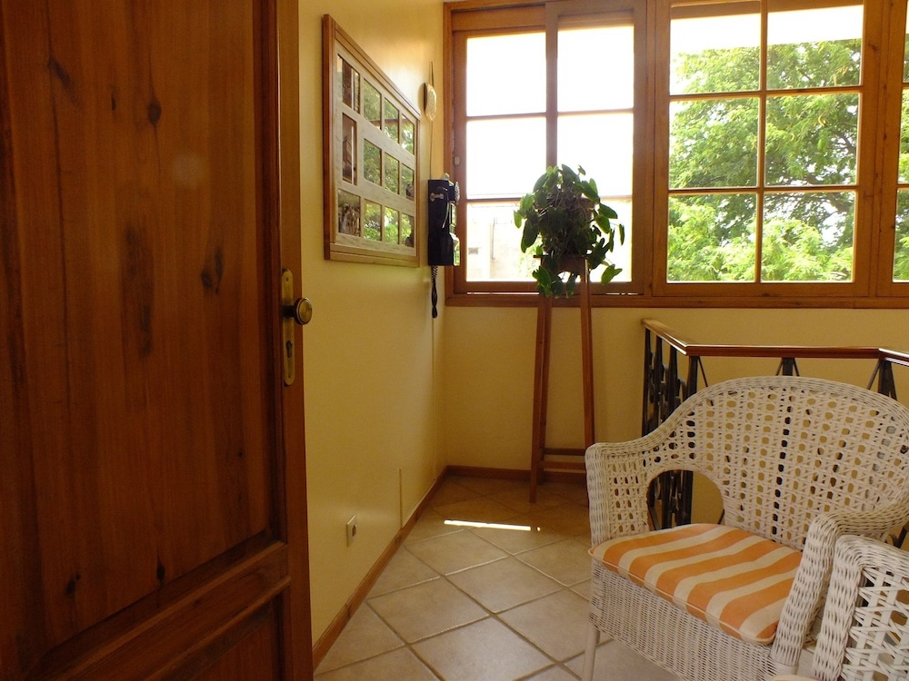 Kiras Boutique Hotel 46/71