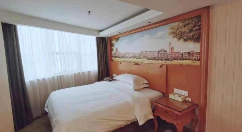 Vienna Hotel (Xi'an Bell Tower) 42/61