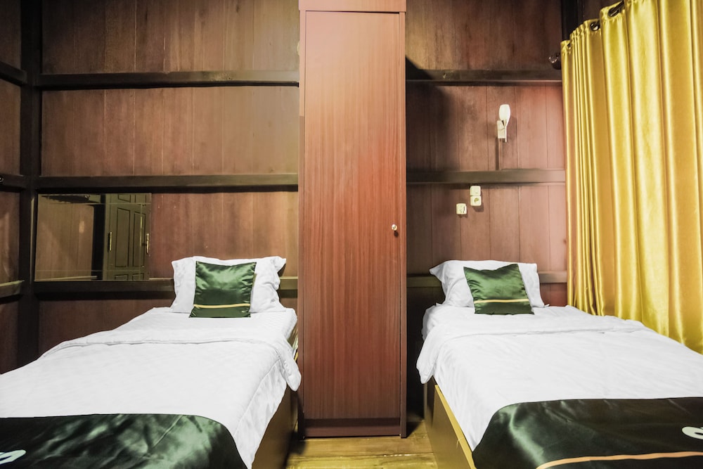 Townhouse Oak Ilir Timur I Near Ptc Mall 40/62