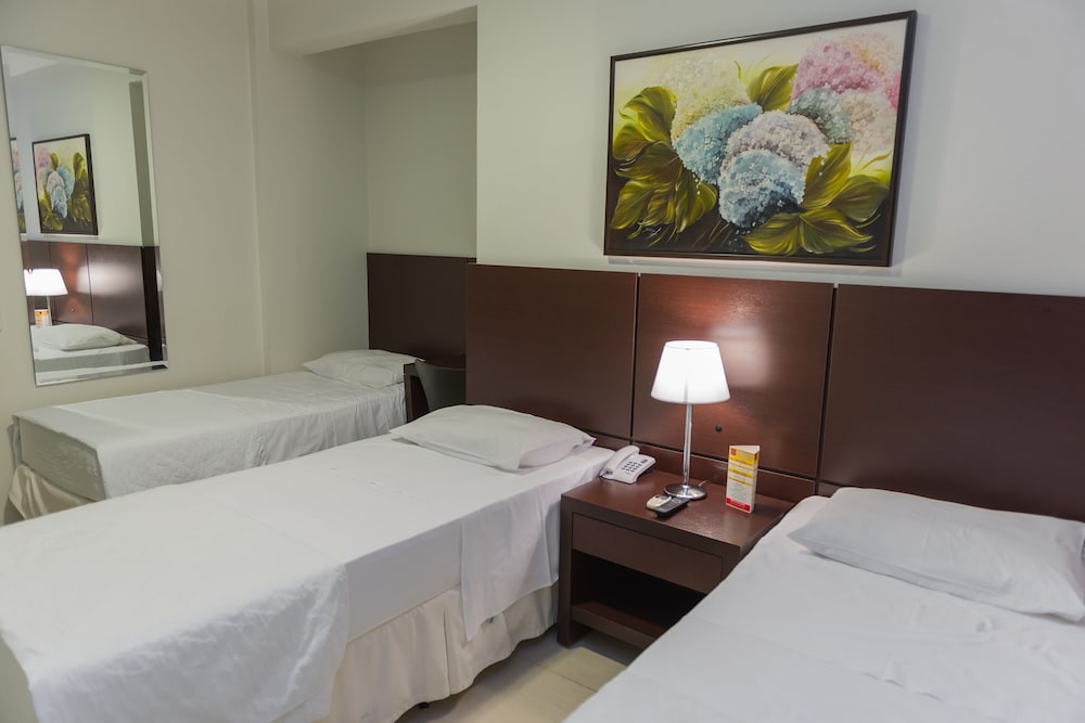HOTEL PLAZA NORTH 8/44