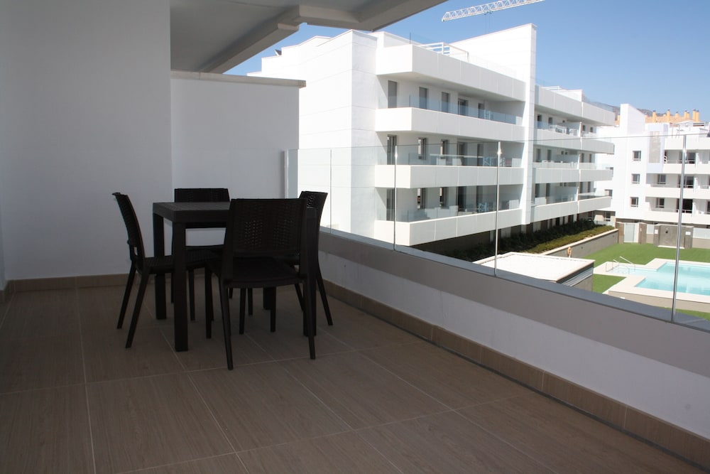 Aqua Apartments Marbella 66/80