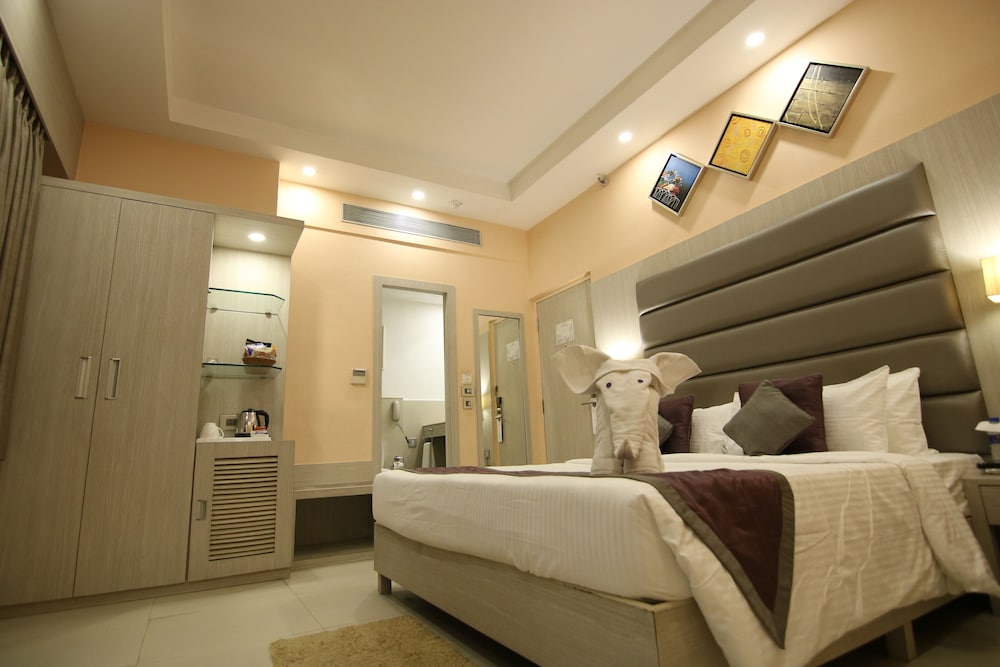 GOLDEN TULIP KOLKATA — foto 3