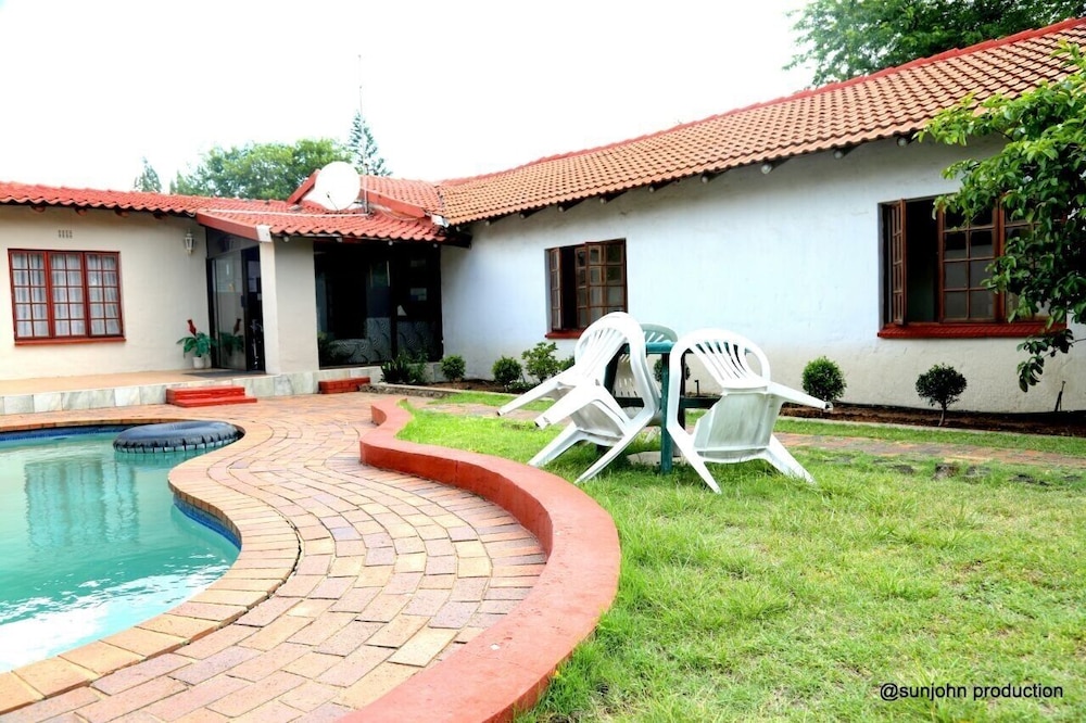 Harmony Guest House 40/50