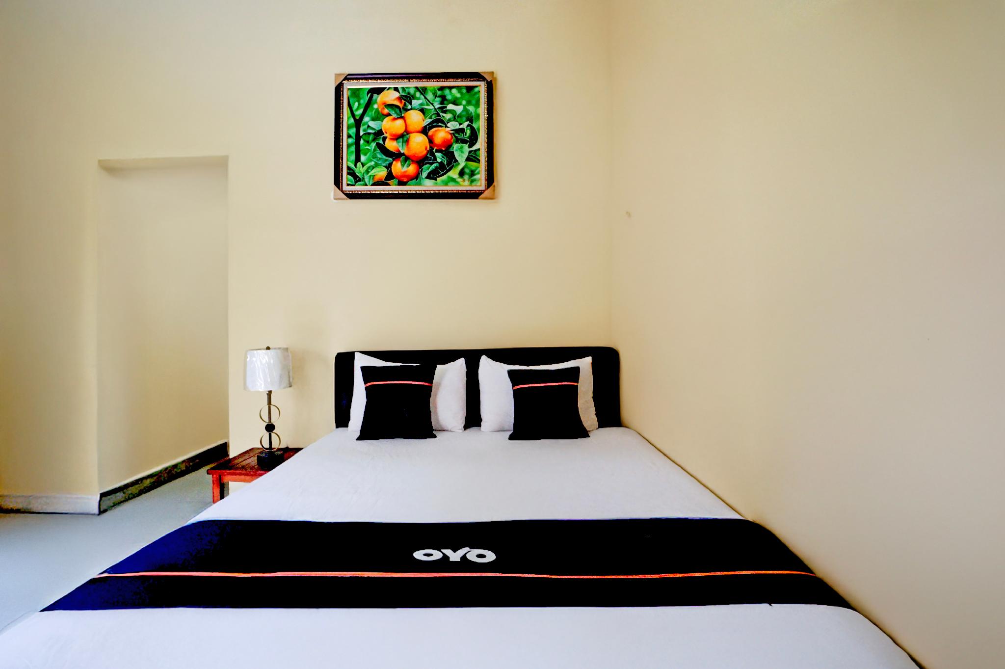 Hotel O Surabaya near Pelangi Park formerly D'best Kutisari 28/40