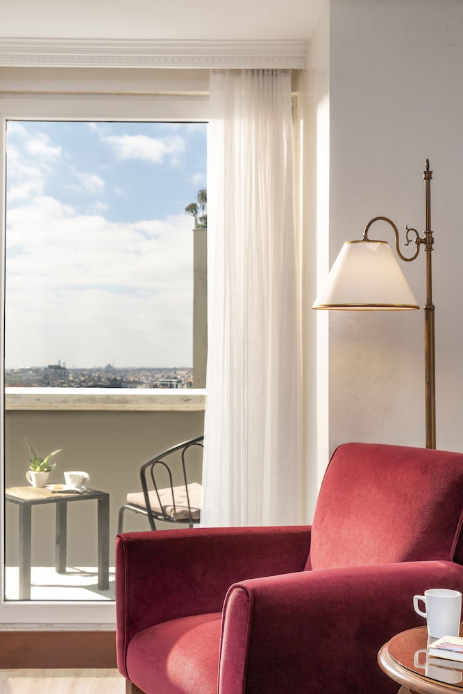 Occidental Taksim Hotel 56/72
