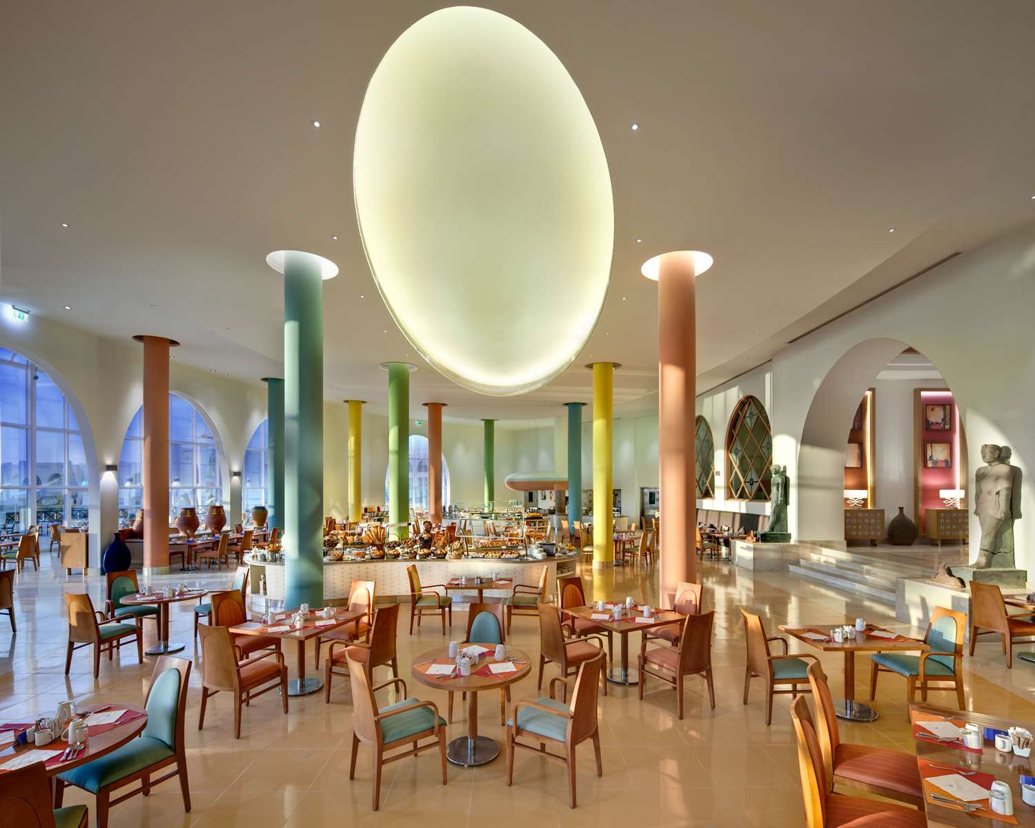 restaurant cafeteria