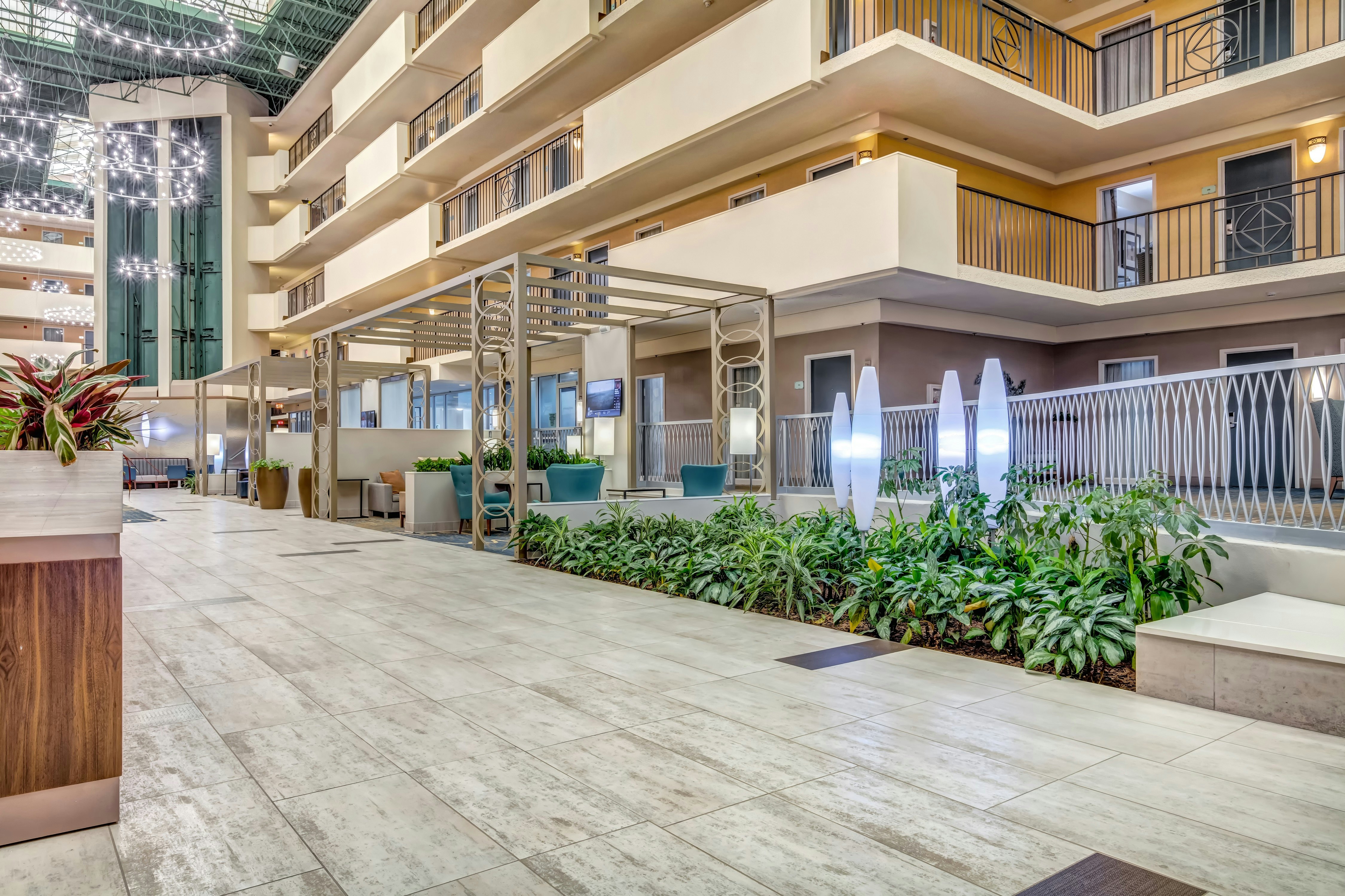 Embassy Suites by Hilton Memphis East Germantown Area 7/80