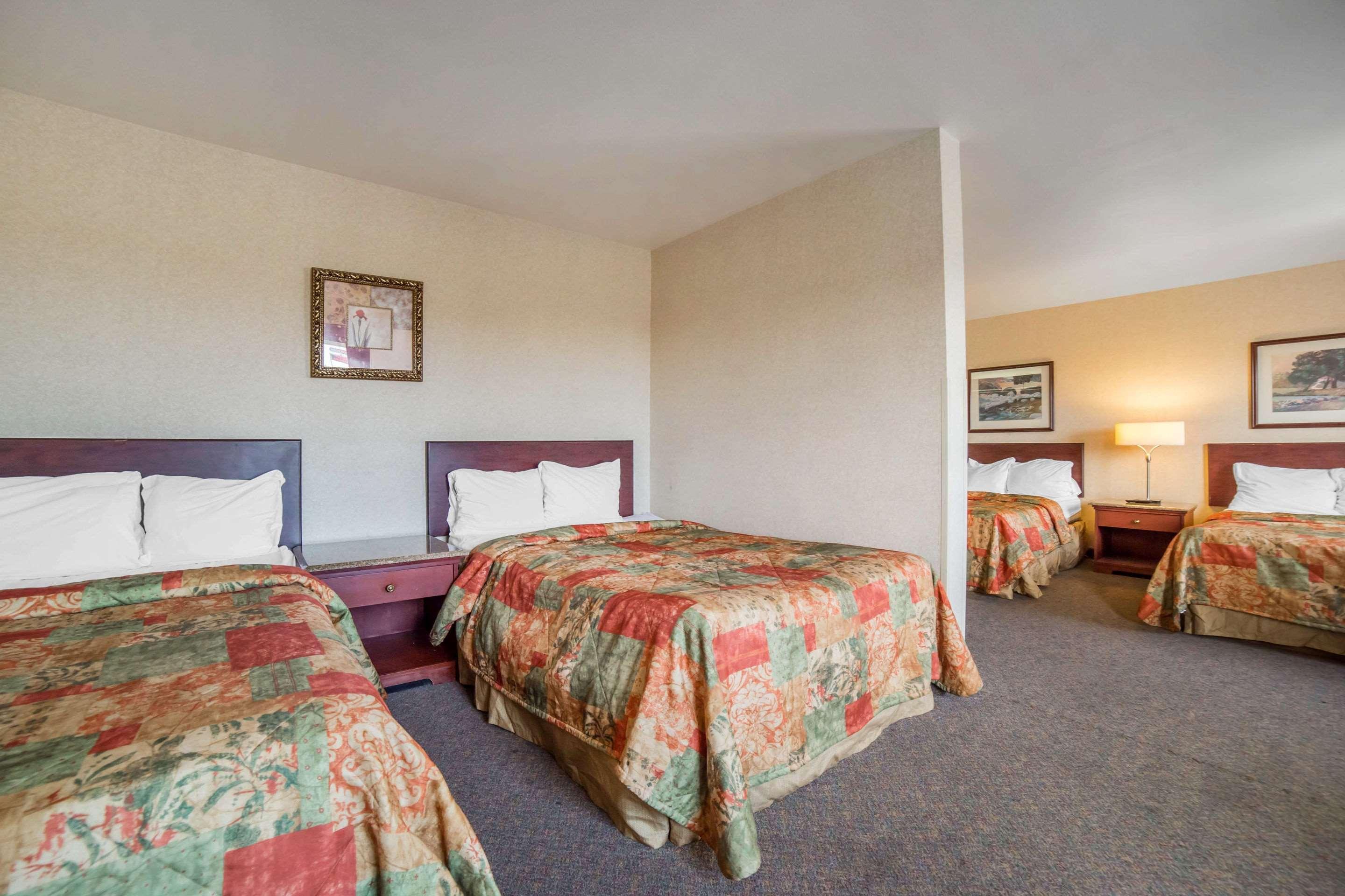 Upgrade, 2 Queen Beds