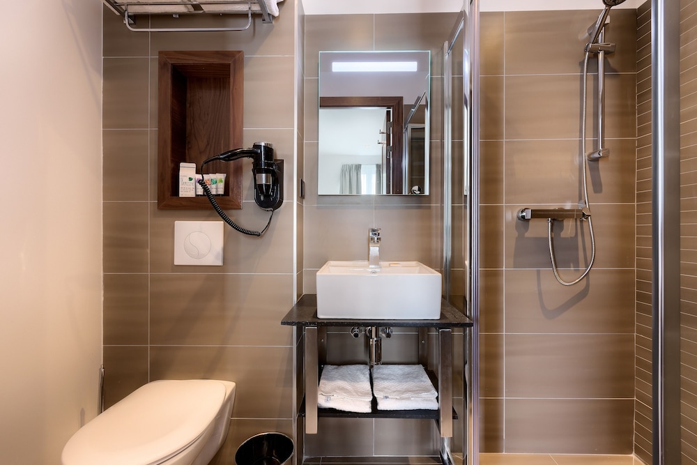 Hotel Le Trente Batignolles 16/48