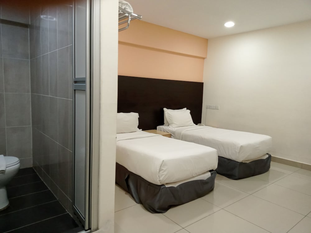 Avenue Bangi Hotel 35/36