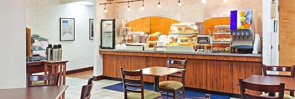 restaurant-cafeteria