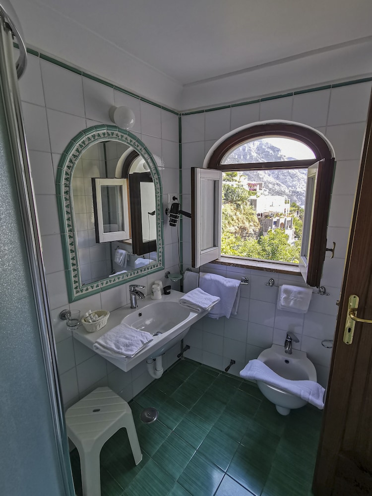 Dimora Fornillo Hotel 57/57