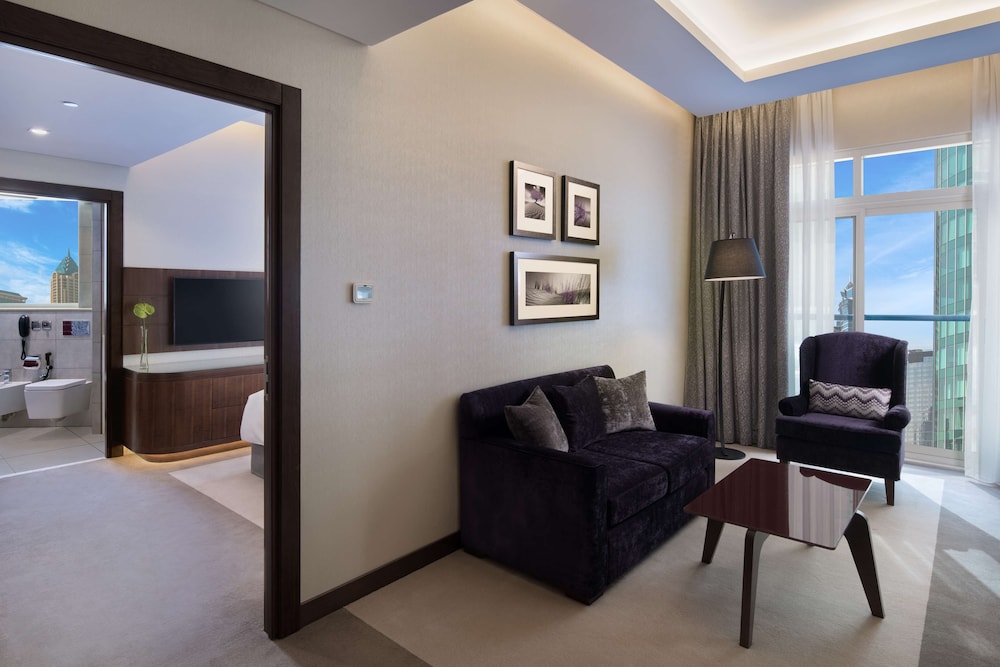 Radisson Blu Hotel Dubai Waterfront 47/78