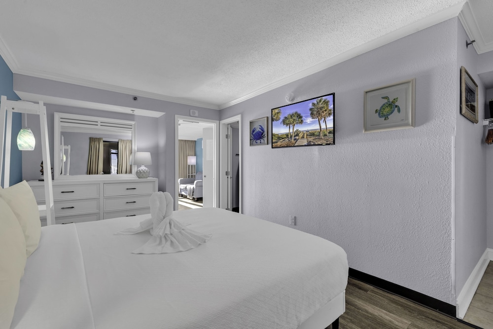The Caravelle Resort 27/77