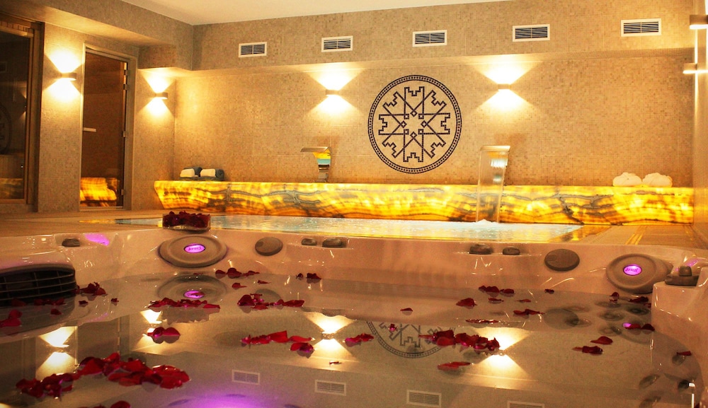 Castelo Hotel 6/64