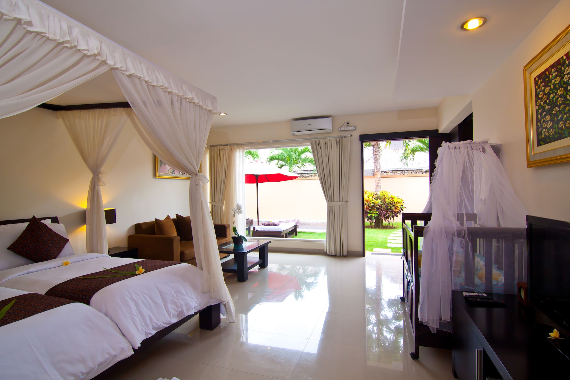 2 BEDROOMS, VILLA, PRIVATE POOL