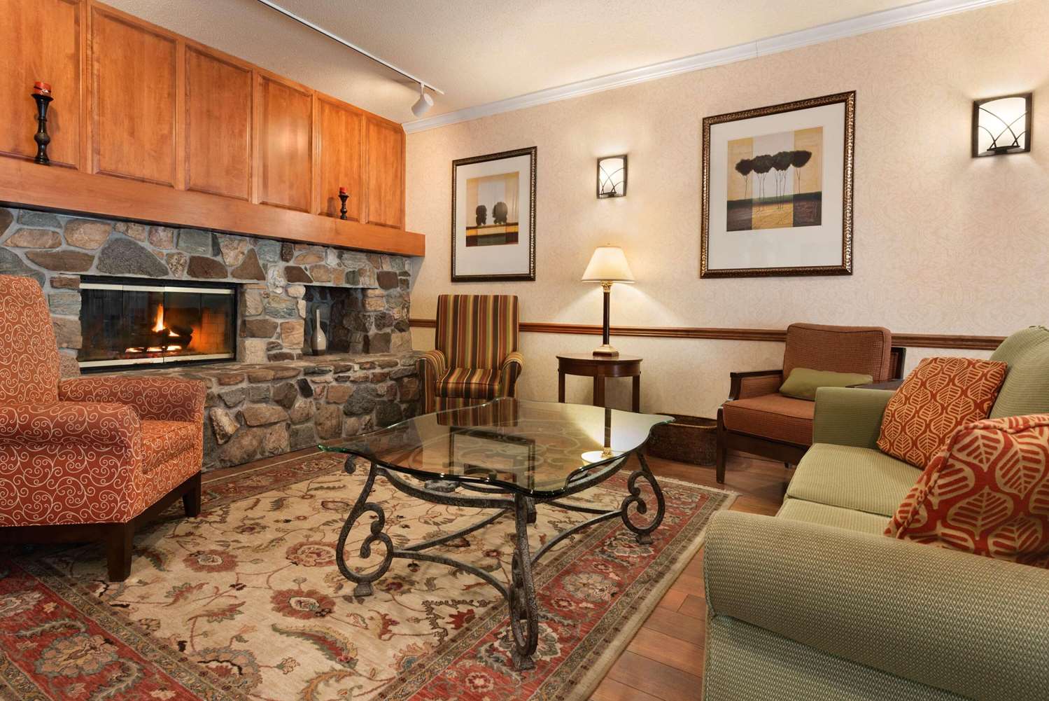 Country Inn and Suites by Radisson Stevens Point WI 11/21