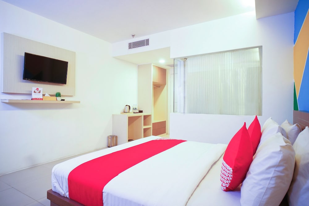 Collection O 166 Hotel Princess 8/33