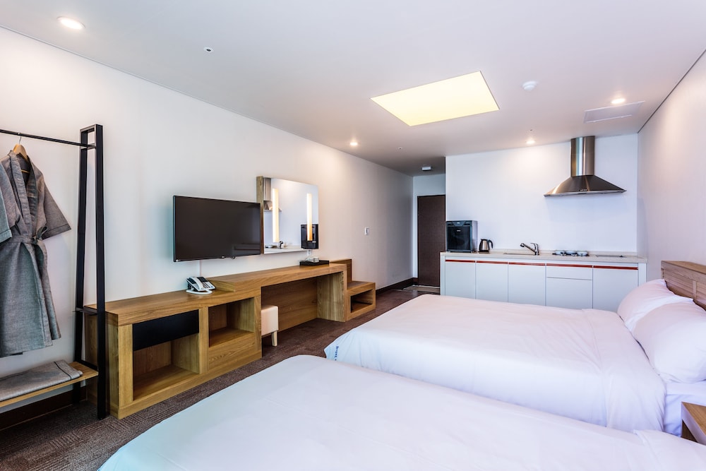 Seastay Hotel Spa 7/37