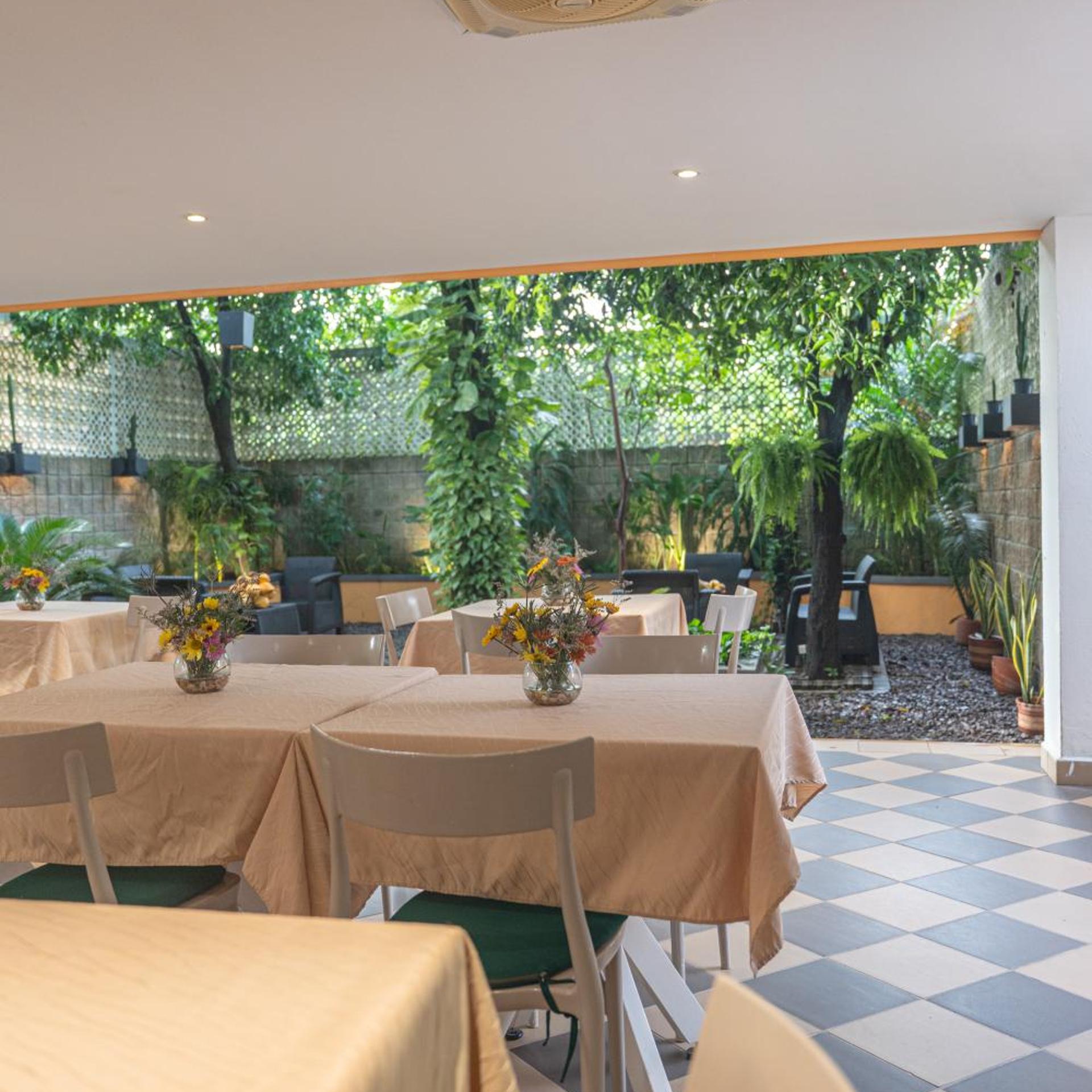 Hotel La Gloria 49/63