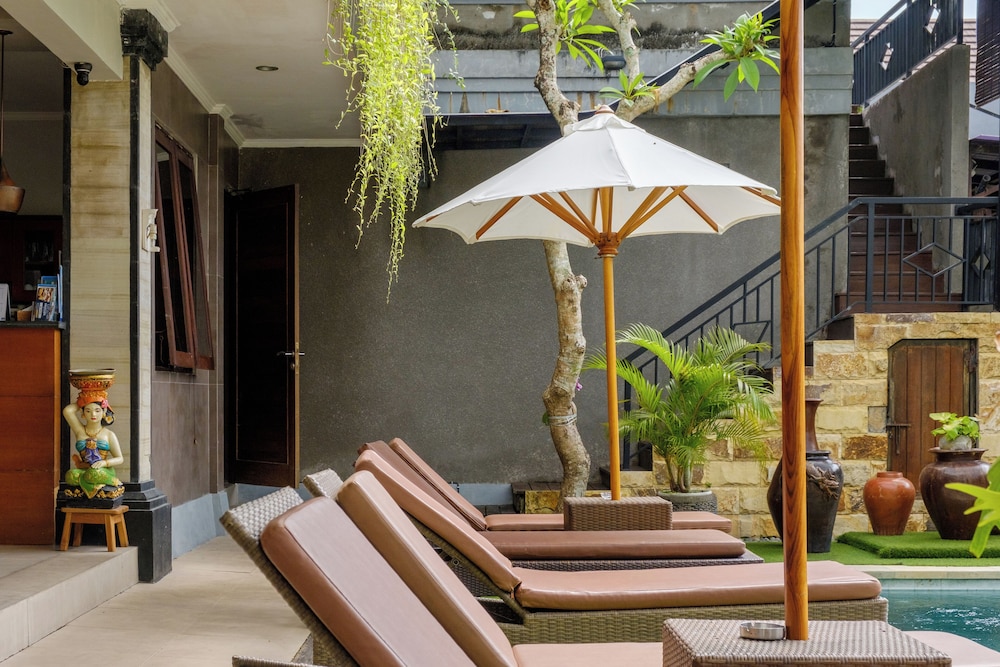 Lebak Bali Residence 6/77